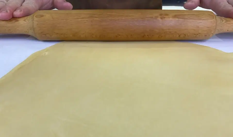 Венский штрудель с яблоками и корицей — шаг 5