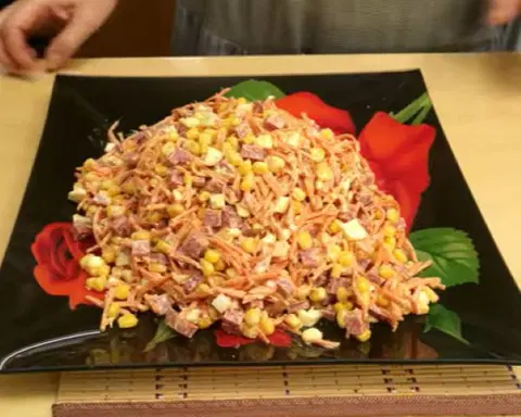 Салат с корейской морковью и кукурузой