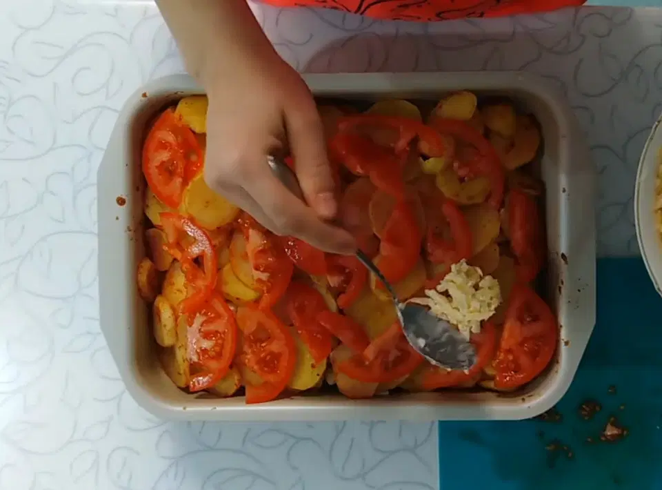 Картошка с курицей по-французски — шаг 5