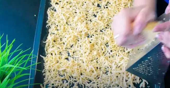 Торт «Муравейник» без использования мясорубки — шаг 7