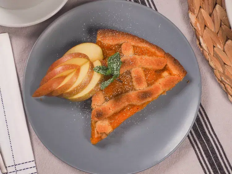 Тертый песочный пирог с джемом — шаг 5