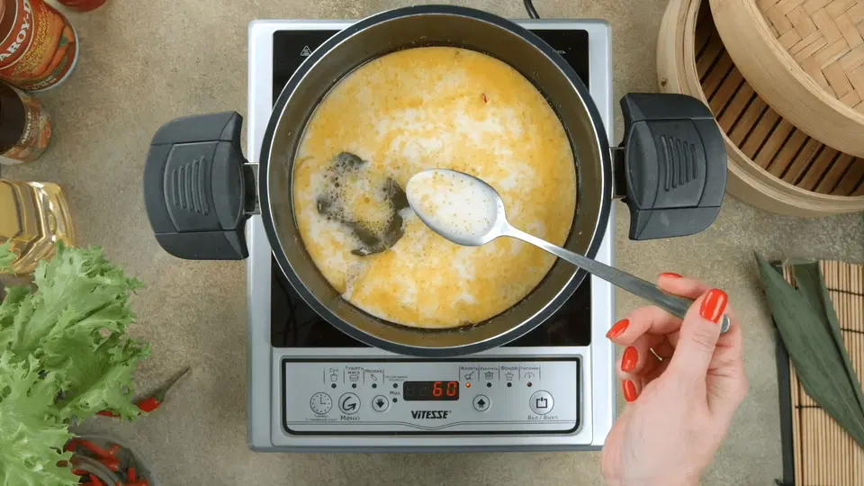 Тайский куриный суп с кокосовым молоком и лимонной травой — шаг 3