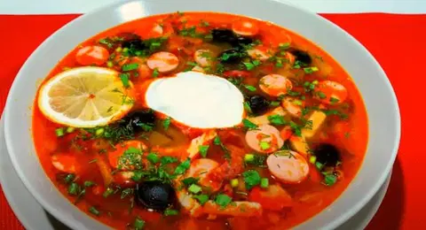 Солянка классическая сборная мясная