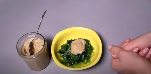 Ореховый соус для салата Чука