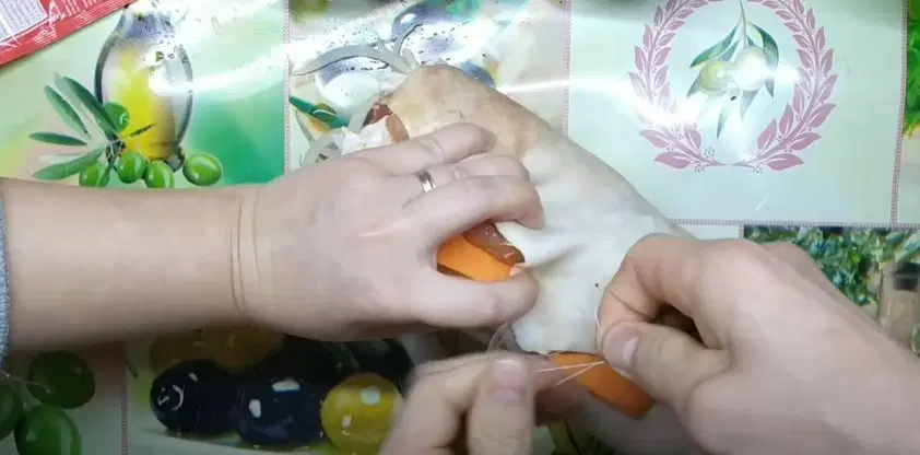 Рулет из свиной шкурки — шаг 5