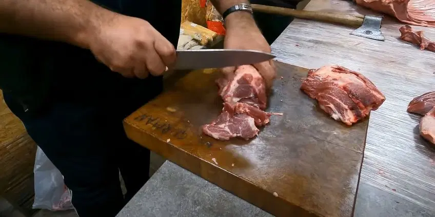 Шашлык из дикого кабана на мангале — шаг 1