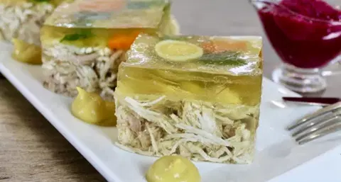 Заливное из курицы