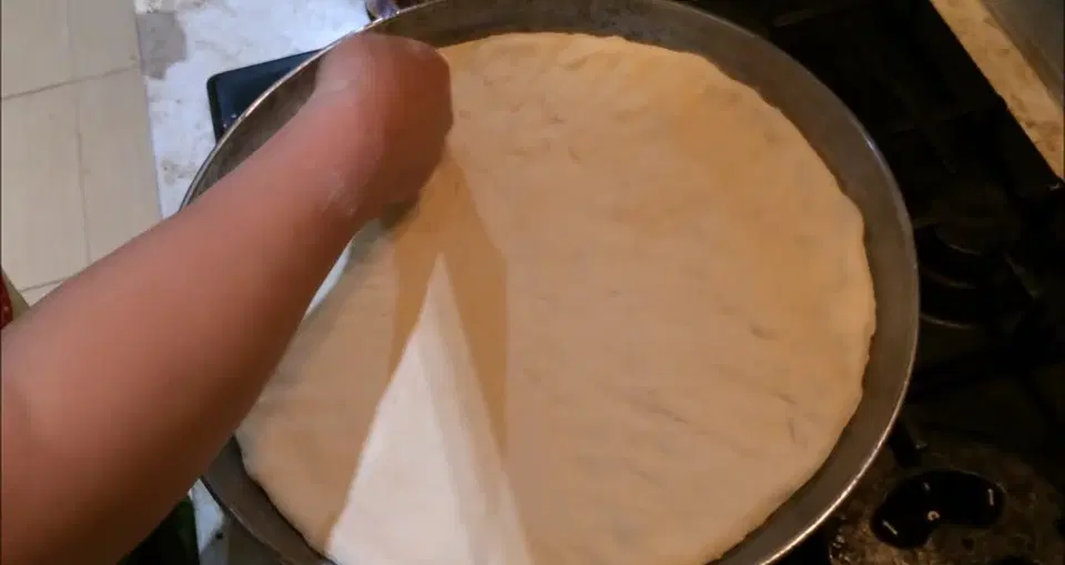Осетинский пирог с картошкой и сыром — шаг 12