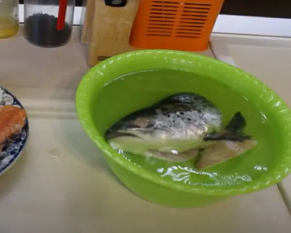 Рыбный суп из семги — шаг 1