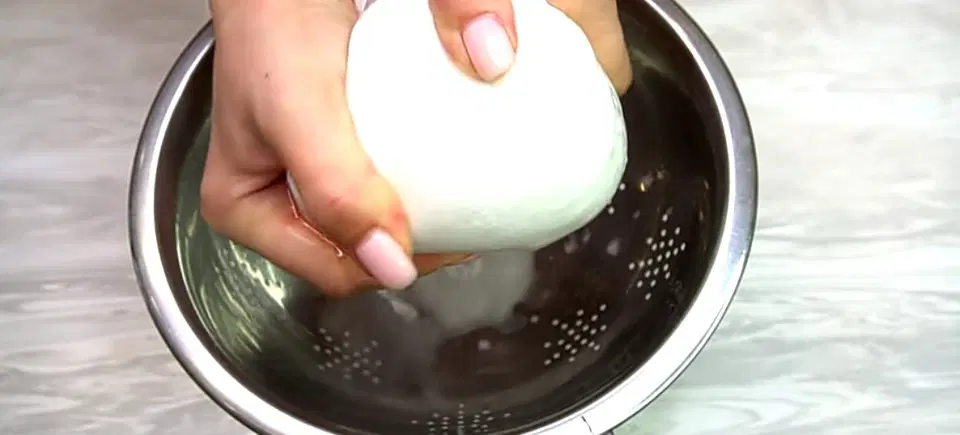 Мамины сырники быстро и вкусно из творога — шаг 1