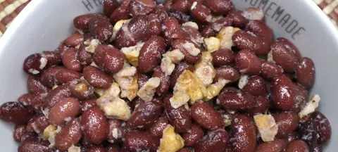 Салат с фасолью и грецкими орехами