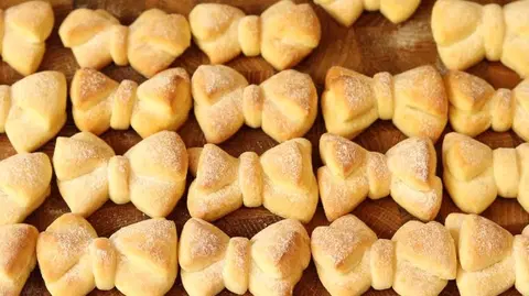 Сахарное печенье на йогурте