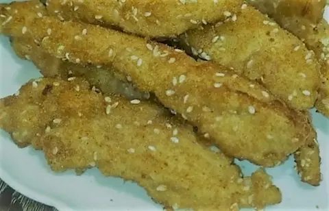 Куриные палочки в панировке