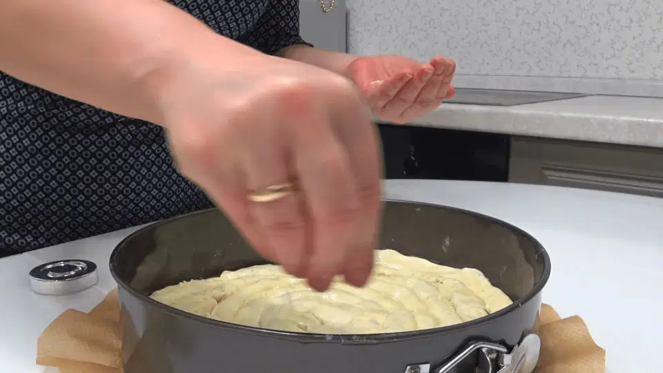Баница со шпинатом и брынзой — шаг 3