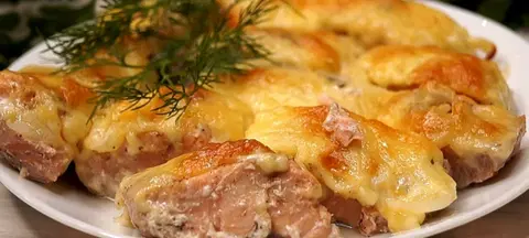 Стейки горбуши в духовке