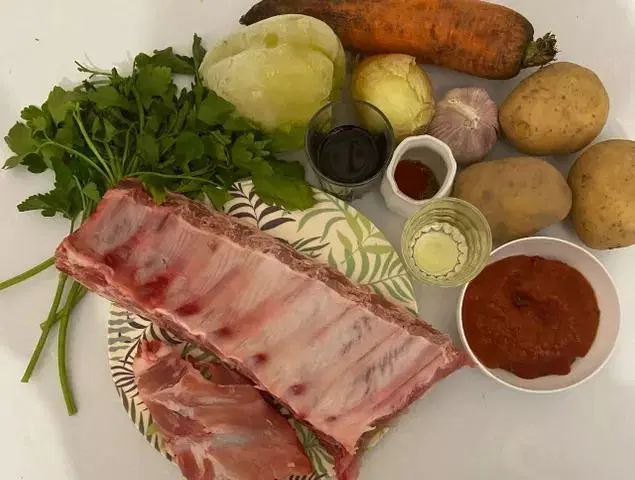Шурпа со свиными ребрышками — шаг 1