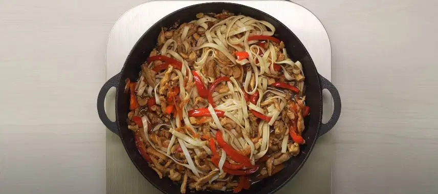 Лапша с мясом — шаг 14