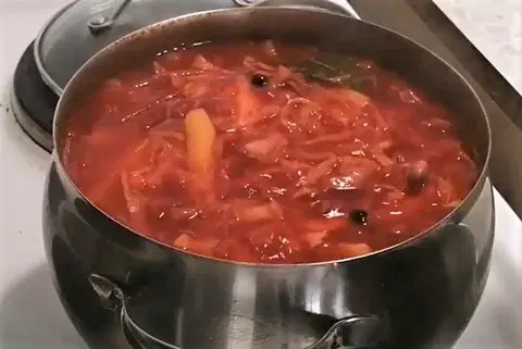 Борщ вегетарианский с фасолью