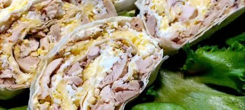 Лаваш с курицей в рулете