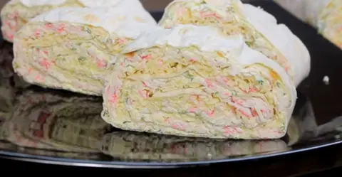 Праздничный рулет из лаваша