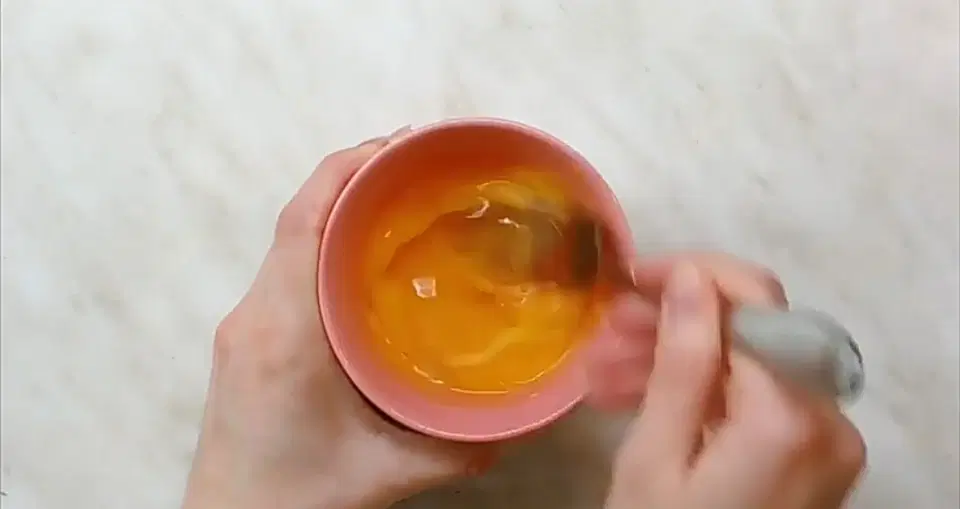 Чебуреки из лаваша с сыром на сковороде — шаг 4