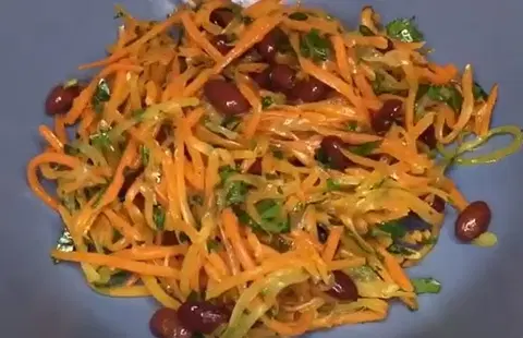 Салат с фасолью и корейской морковью
