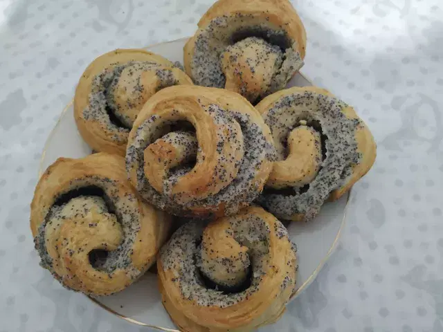 Французские булочки с маком к чаю