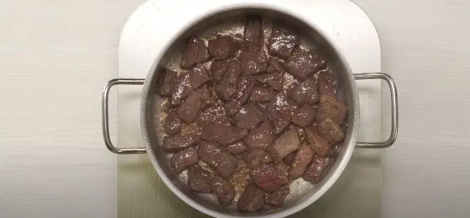 Мясное рагу — шаг 2
