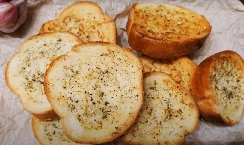 Гренки в духовке