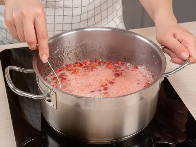 Земляничное варенье — шаг 3