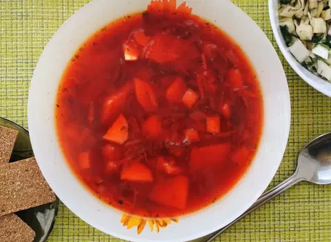 Свекольник горячий без мяса