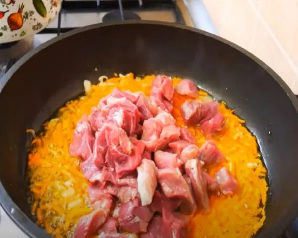 Каша перловая с мясом — шаг 3