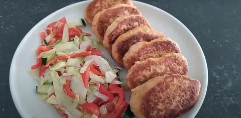 Рыбные котлеты из кеты