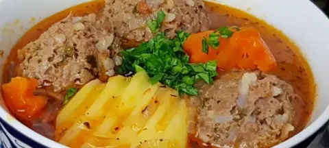 Суп с тефтелями
