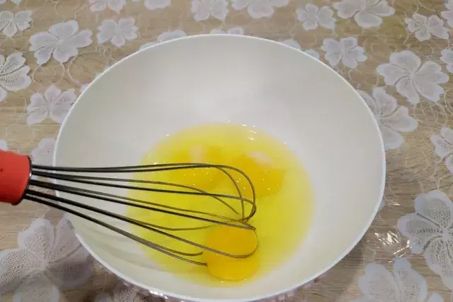 Вкусный омлет в духовке — шаг 1