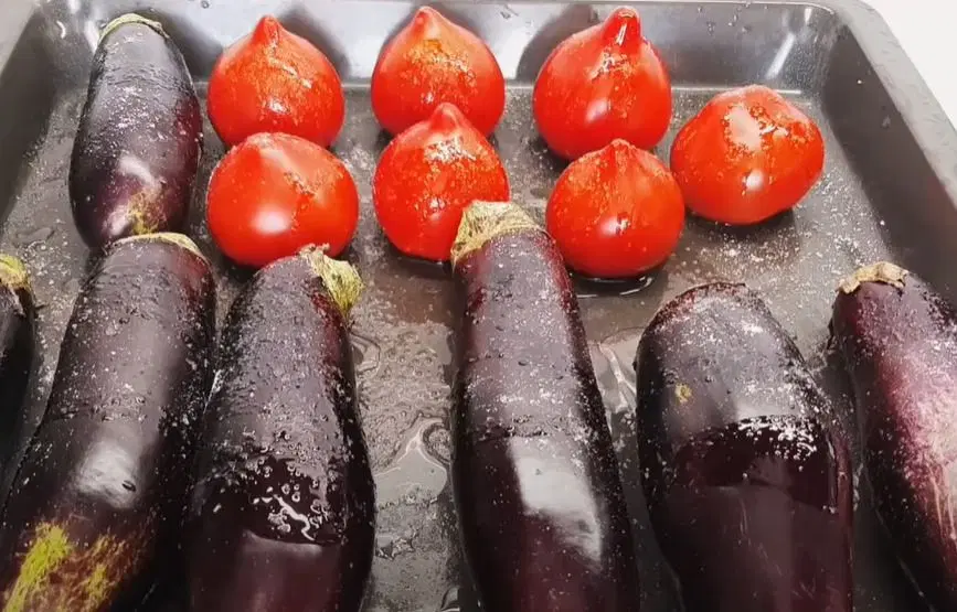 Теплый салат из запеченных овощей — шаг 1