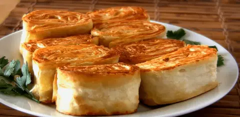 Рулет из лаваша с курицей и сыром