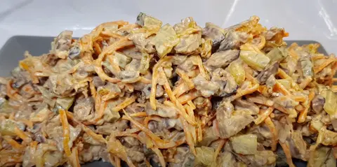 Салат с корейской морковью и печенью