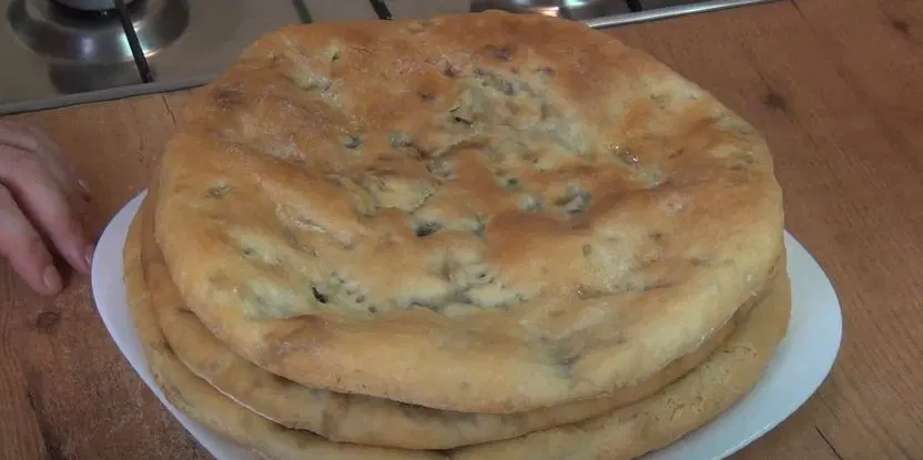 Осетинский пирог с грибами и картошкой — шаг 14