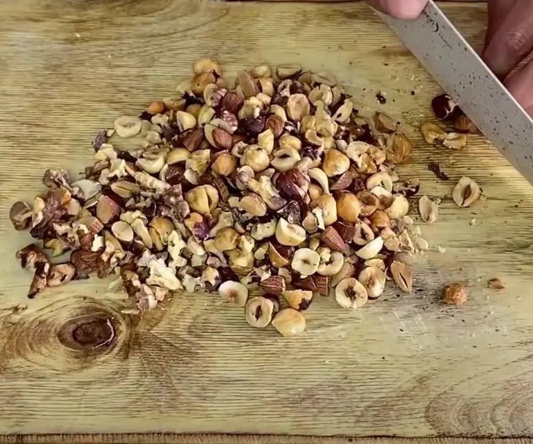 Печенье с шоколадными каплями (орехами) — шаг 1