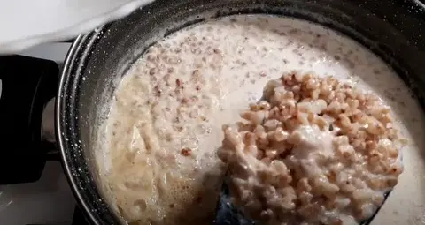 Молочная гречневая каша