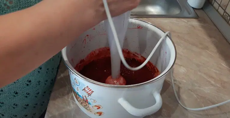 Морс брусничный — шаг 3
