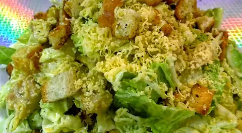 Салат с куриного филе и пекинской капусты