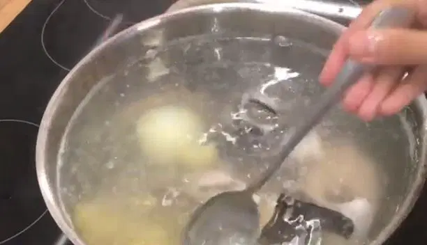 Уха из красной рыбы — шаг 3