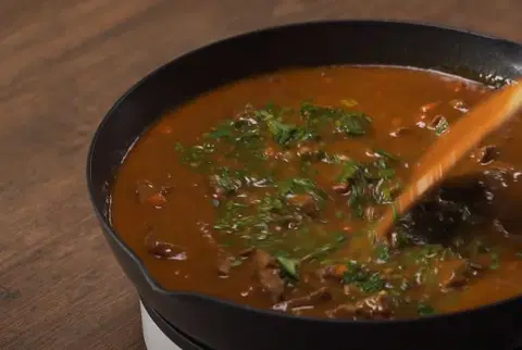 Тушеное мясо с подливкой