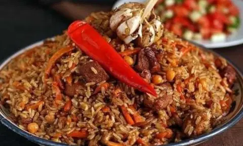 Узбекский плов с бараниной и нутом