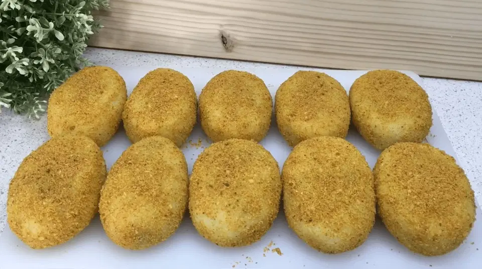 Картофельные зразы с грибами — шаг 6