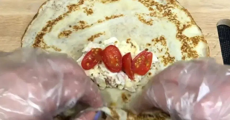 Начинка для блинов с копченой курицей — шаг 3