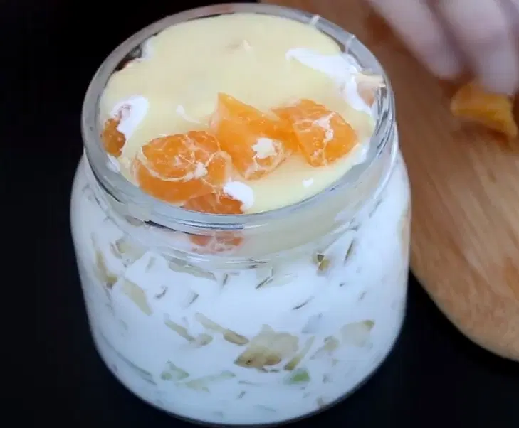 Фруктовый десерт с мороженым — шаг 4