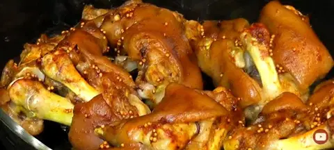 Свиные ножки в духовке